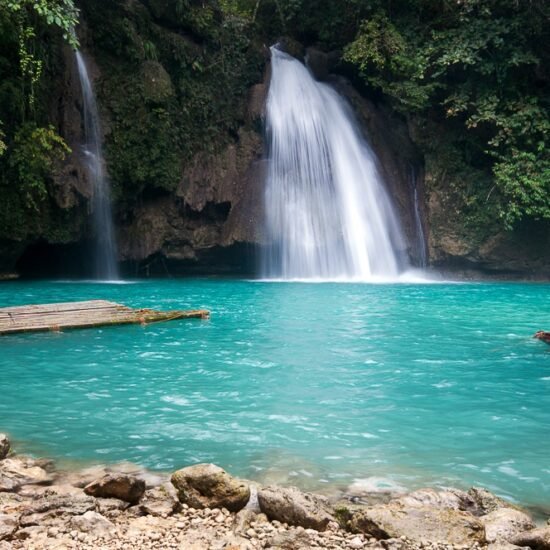 Kawasan Falls in Cebu – Worth Visiting? Kawasan Falls Cebu Philippines1