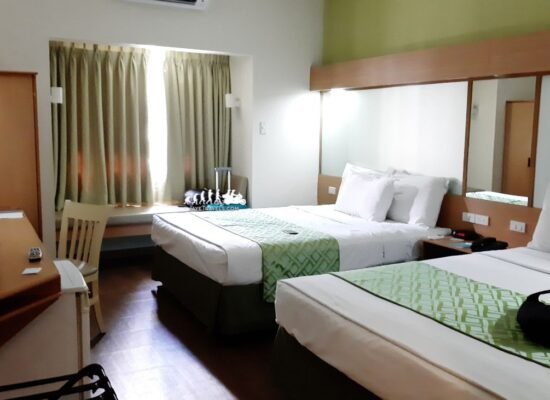 Davao Microtel Rooms