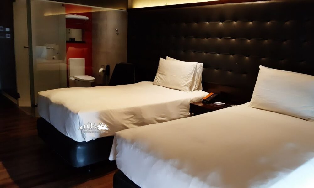 B Hotel in QC - Rooms