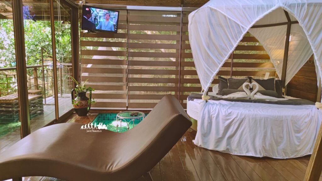 San Rafael River Adventure Glass Cabin